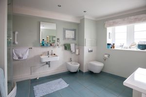 Ensuite Shower Room- click for photo gallery